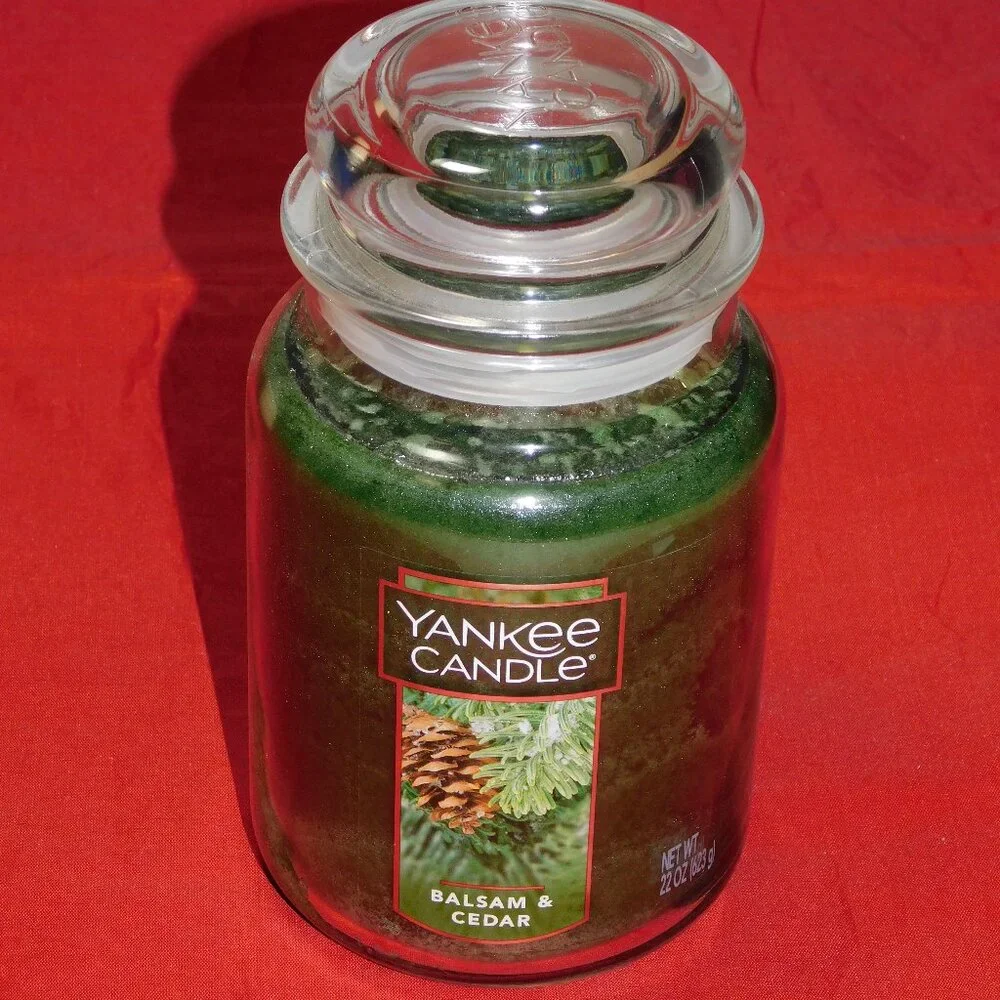 Yankee Candle Balsam & Cedar 22oz Large Jar Scented Candle